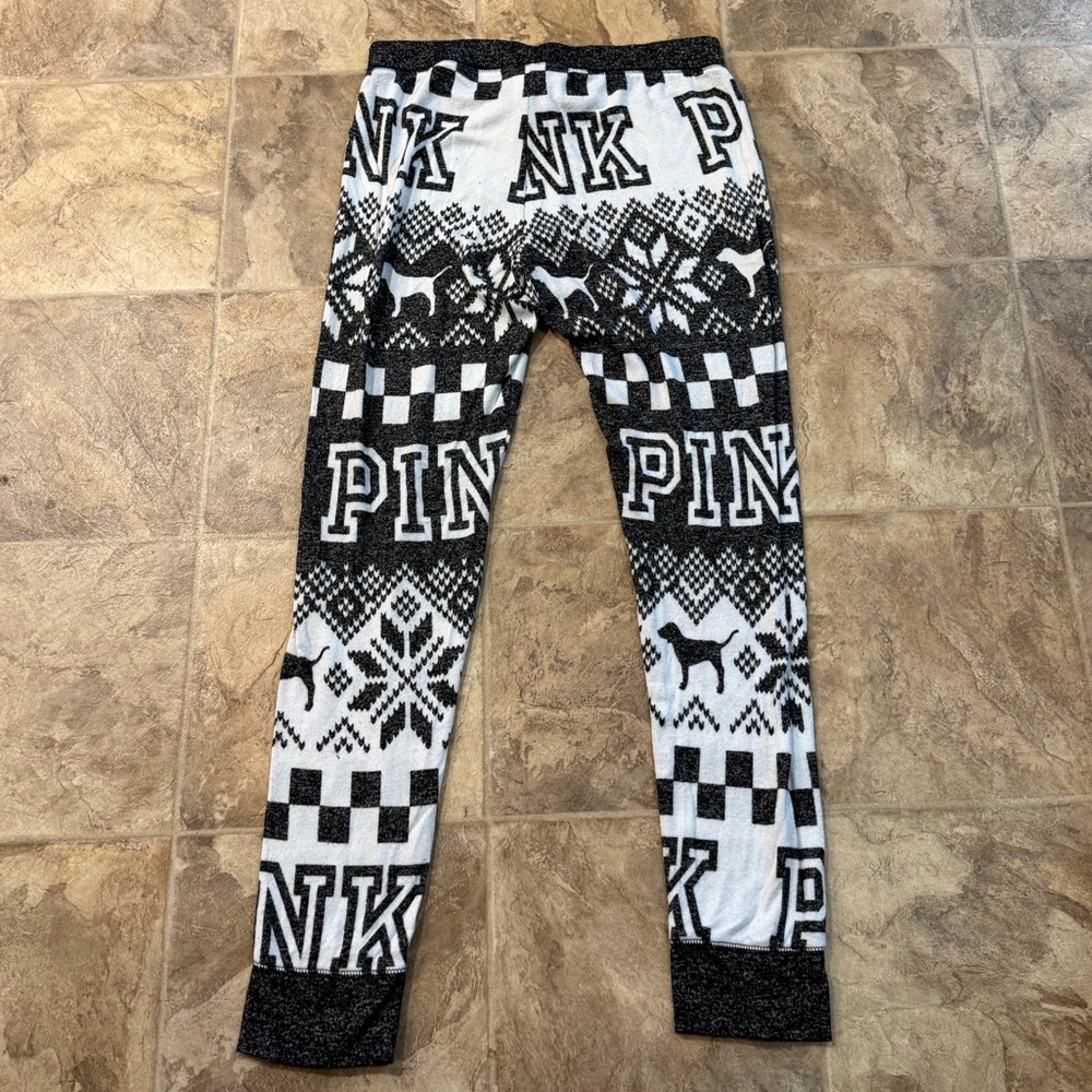 PINK Victoria's Secret Black and White Patterned Leggings